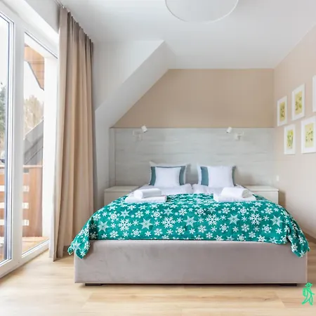 Flora I Sauna, Black Hill, Myweek *