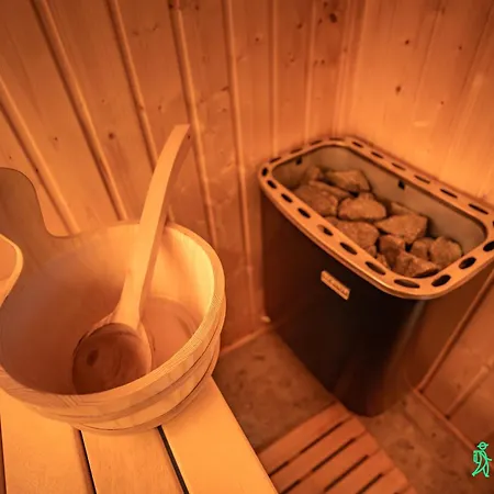 度假居 Flora I Sauna, Black Hill, Myweek *