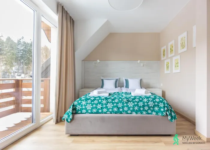 Flora I Sauna, Black Hill, Myweek *