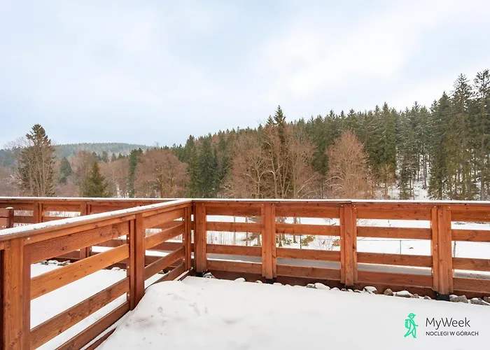 Flora I Sauna, Black Hill, Myweek 度假居 *